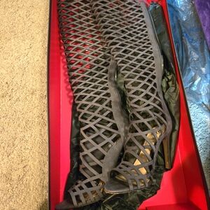 Vincent Camuto sandals